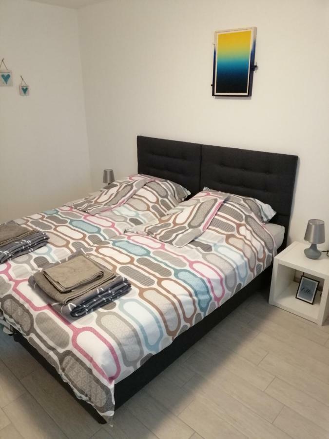 Studio Apartment Mila Pula Zewnętrze zdjęcie
