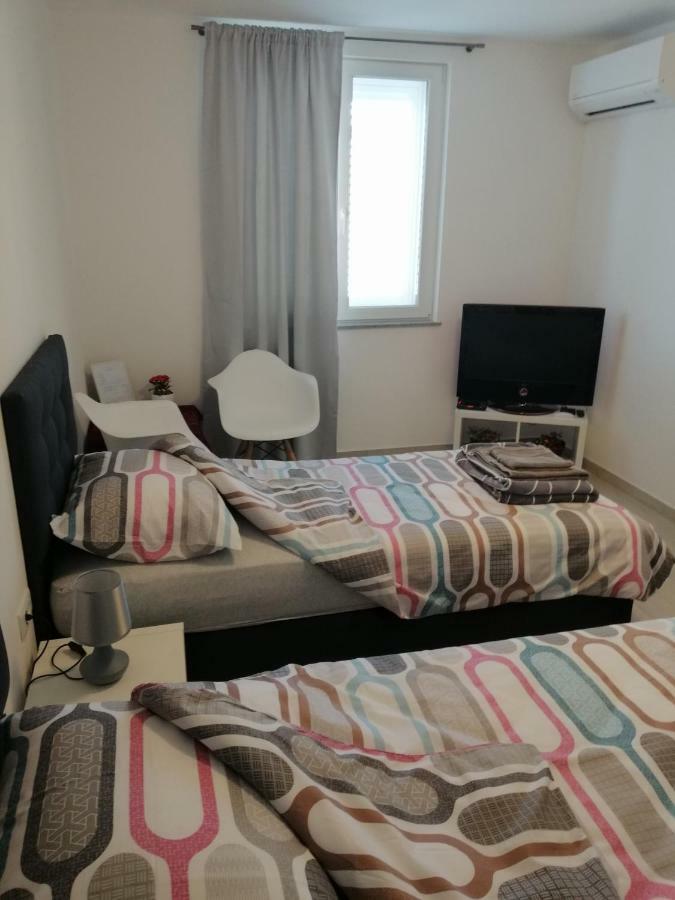Studio Apartment Mila Pula Zewnętrze zdjęcie