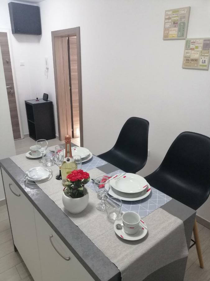 Studio Apartment Mila Pula Zewnętrze zdjęcie
