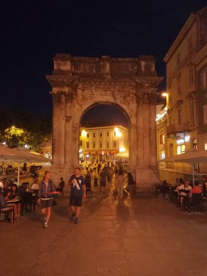 Studio Apartment Mila Pula Zewnętrze zdjęcie